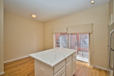 Tiny photo for 353 E Eastgate Place, Chicago, IL 60616 (MLS # 12412757)