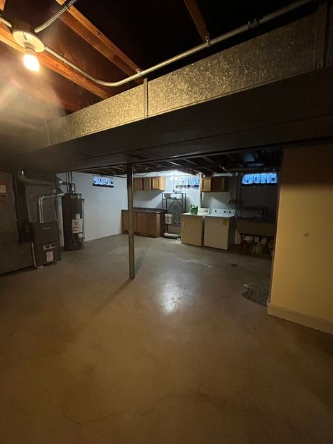 Tiny photo for 16639 Dobson Avenue, South Holland, IL 60473 (MLS # 12467075)