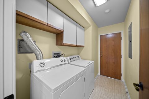 Tiny photo for 501 Lake Hinsdale Drive #207, Willowbrook, IL 60527 (MLS # 12463812)