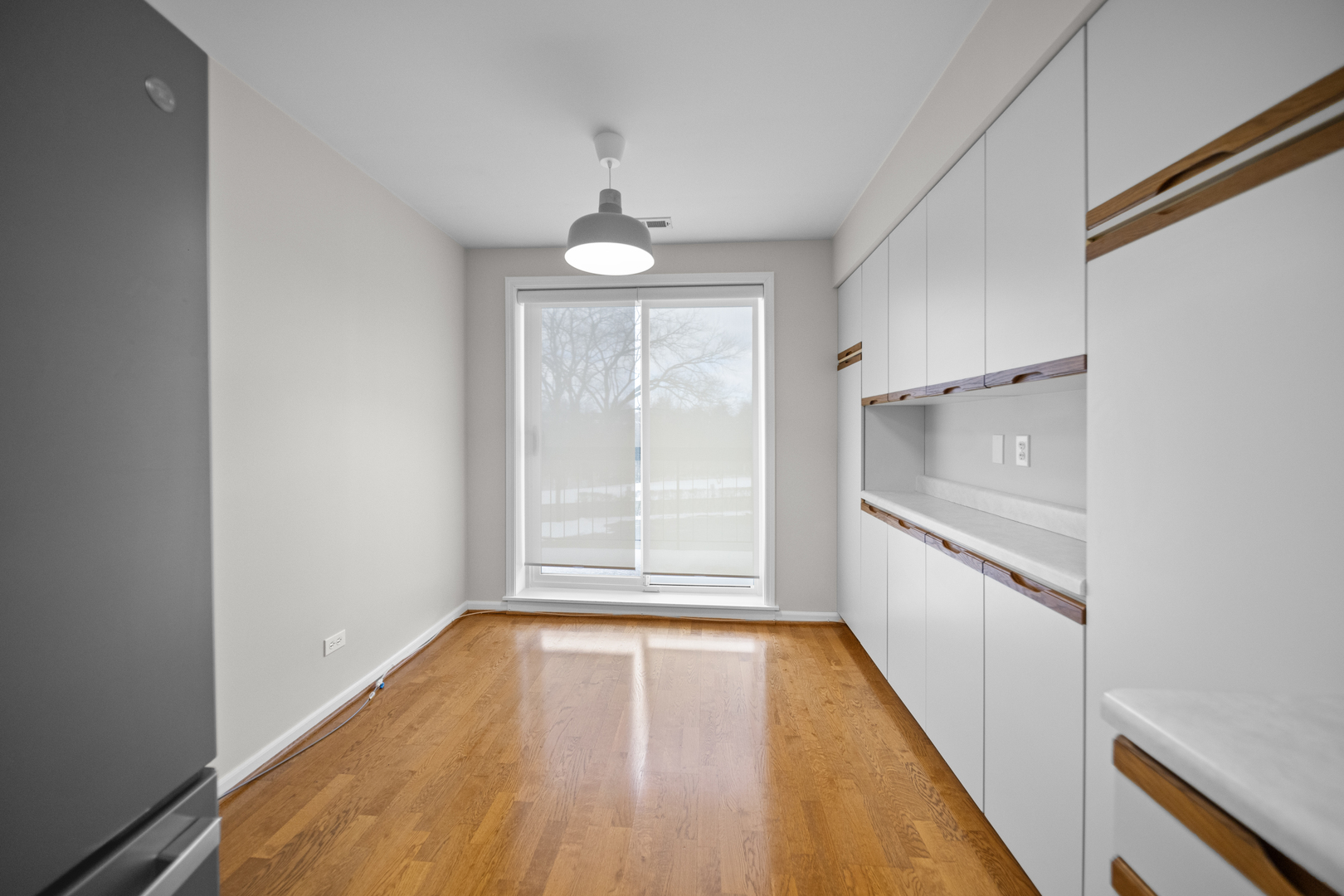 501 Lake Hinsdale Drive 207