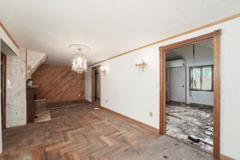 Tiny photo for 9033 Winn Road, Spring Grove, IL 60081 (MLS # 12484497)