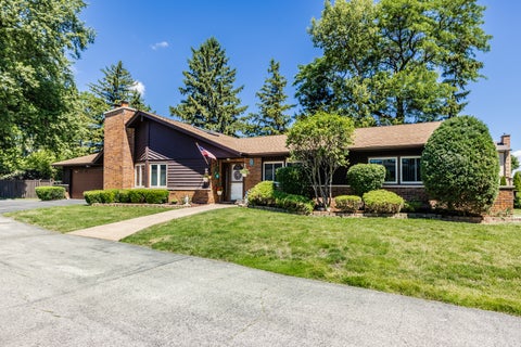 Tiny photo for 1312 N River Road, Mount Prospect, IL 60056 (MLS # 12703737)