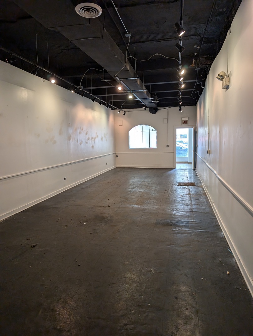 4144 N Sheridan Road