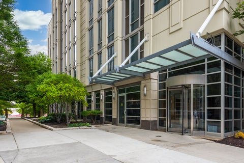 Photo of 720 N Larrabee Street #1605, Chicago, IL 60654 (MLS # 12673846)