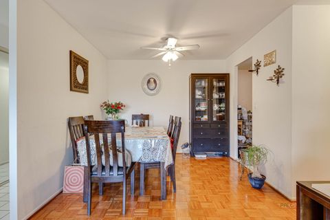 Tiny photo for 5506 Lincoln Avenue N #A316, Morton Grove, IL 60053 (MLS # 12580275)