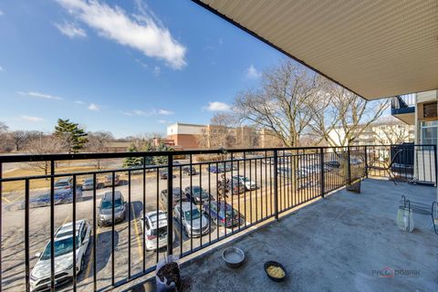 Tiny photo for 5506 Lincoln Avenue N #A316, Morton Grove, IL 60053 (MLS # 12580275)