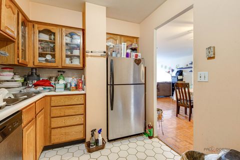 Tiny photo for 5506 Lincoln Avenue N #A316, Morton Grove, IL 60053 (MLS # 12580275)