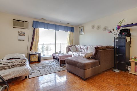 Tiny photo for 5506 Lincoln Avenue N #A316, Morton Grove, IL 60053 (MLS # 12580275)