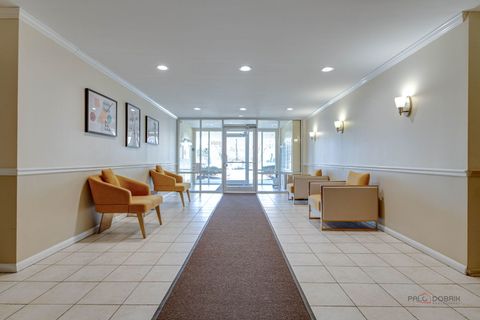 Tiny photo for 5506 Lincoln Avenue N #A316, Morton Grove, IL 60053 (MLS # 12580275)