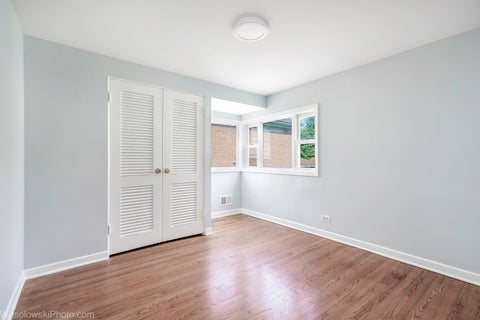 Tiny photo for 7261 N East Prairie Road, Lincolnwood, IL 60712 (MLS # 12774876)