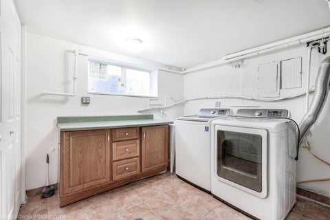 Tiny photo for 7261 N East Prairie Road, Lincolnwood, IL 60712 (MLS # 12774876)