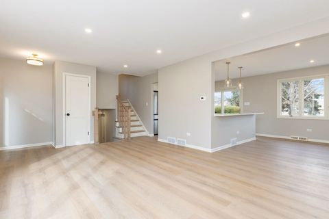 Tiny photo for 8518 Candlelight West Drive, Willow Springs, IL 60480 (MLS # 12610516)