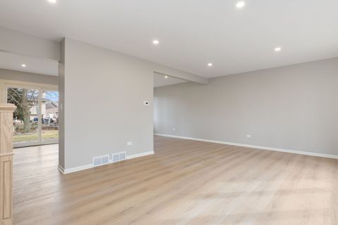 Tiny photo for 8518 Candlelight West Drive, Willow Springs, IL 60480 (MLS # 12610516)