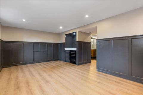 Tiny photo for 8518 Candlelight West Drive, Willow Springs, IL 60480 (MLS # 12610516)