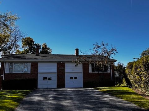 563 Ivy Court Lake Forest IL 60045