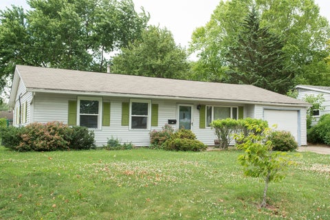 Photo of 1406 Eastern Drive, Urbana, IL 61801 (MLS # 12768716)