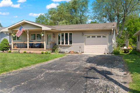 277 McMillan Street Grayslake IL 60030