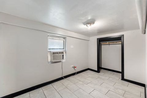 Tiny photo for 1641 N Kedzie Avenue, Chicago, IL 60647 (MLS # 12501839)
