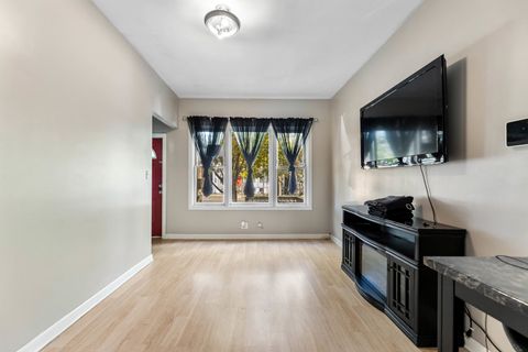 Tiny photo for 1641 N Kedzie Avenue, Chicago, IL 60647 (MLS # 12501839)