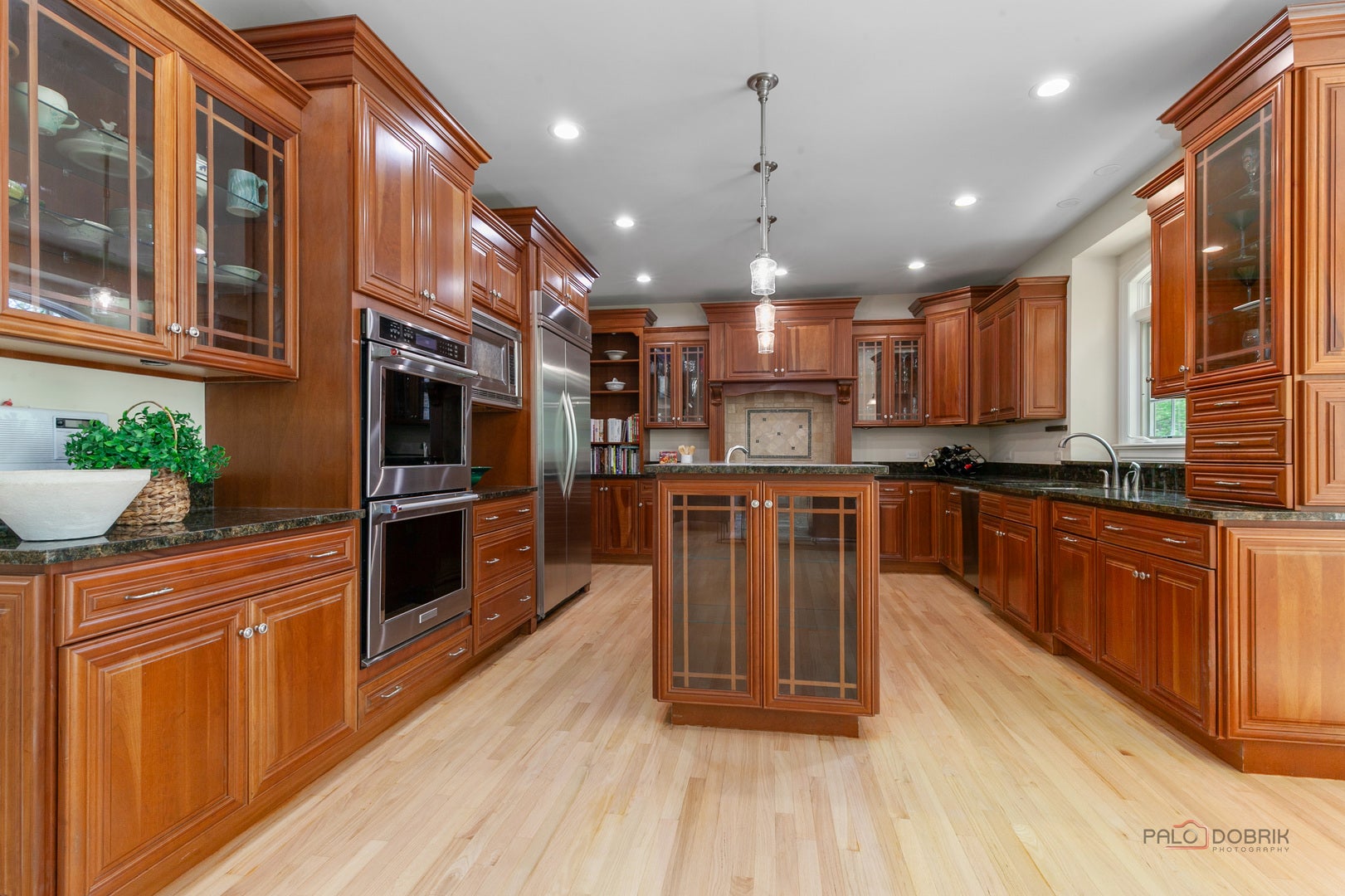 14805 Creekside Path, Libertyville, IL, 60048, USA, 5 Bedrooms Bedrooms, ,5 BathroomsBathrooms,Residential,Active,14805 Creekside Path,12675518