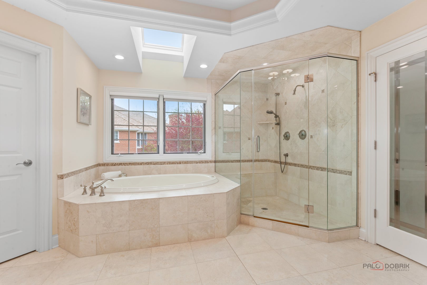 14805 Creekside Path, Libertyville, IL, 60048, USA, 5 Bedrooms Bedrooms, ,5 BathroomsBathrooms,Residential,Active,14805 Creekside Path,12675518
