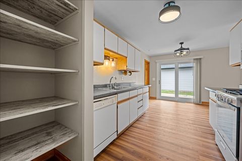 Tiny photo for 124 Heathgate Road, Montgomery, IL 60538 (MLS # 12478438)