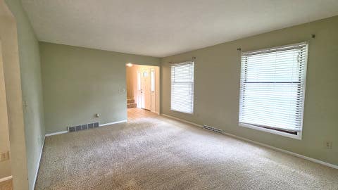 Tiny photo for 4470 18th Street, Bettendorf, IA 52722 (MLS # 12727538)