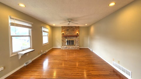Tiny photo for 4470 18th Street, Bettendorf, IA 52722 (MLS # 12727538)