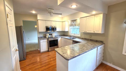 Tiny photo for 4470 18th Street, Bettendorf, IA 52722 (MLS # 12727538)