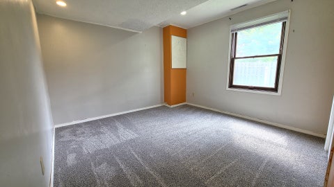 Tiny photo for 4470 18th Street, Bettendorf, IA 52722 (MLS # 12727538)