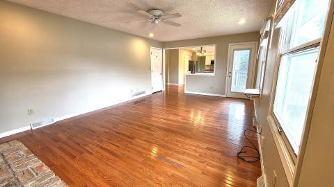 Tiny photo for 4470 18th Street, Bettendorf, IA 52722 (MLS # 12727538)
