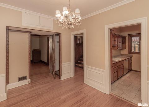 Tiny photo for 2501 BRADY Street, Davenport, IA 52803 (MLS # QC4269685)