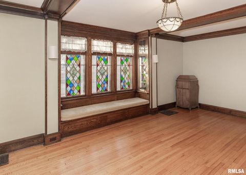 Tiny photo for 2501 BRADY Street, Davenport, IA 52803 (MLS # QC4269685)