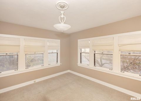 Tiny photo for 2501 BRADY Street, Davenport, IA 52803 (MLS # QC4269685)