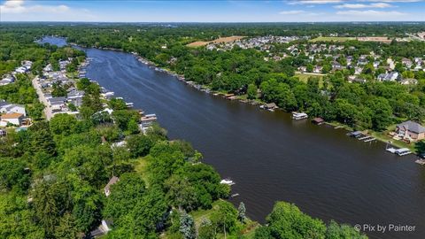 Tiny photo for 3315 Cottonwood Court, McHenry, IL 60051 (MLS # 12620202)