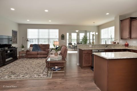 Tiny photo for 980 Prescott Lane, Pingree Grove, IL 60140 (MLS # 12711545)
