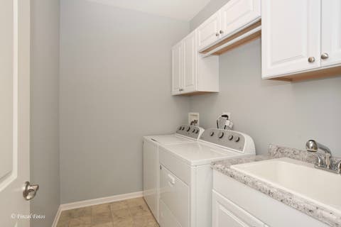 Tiny photo for 980 Prescott Lane, Pingree Grove, IL 60140 (MLS # 12711545)