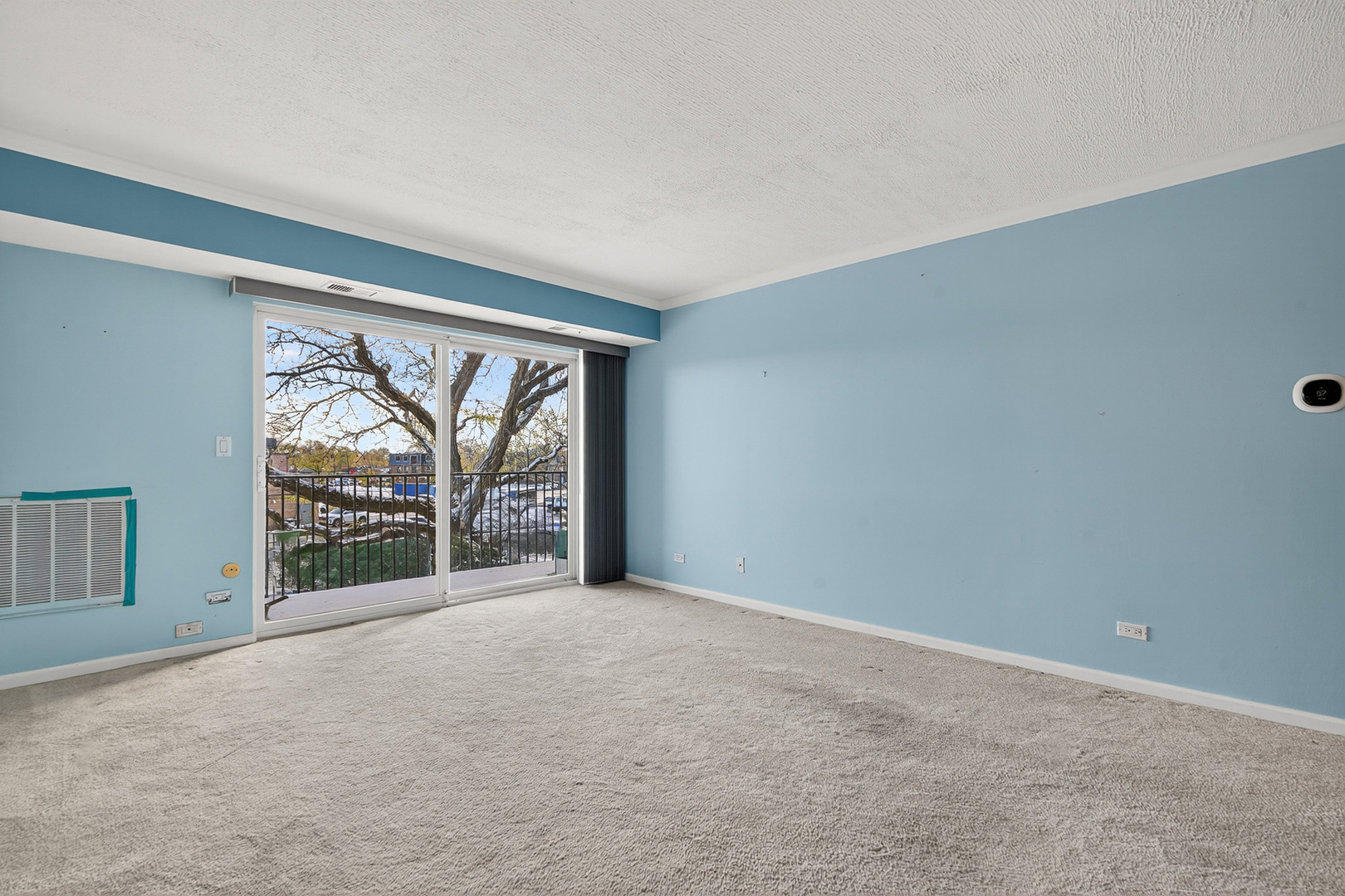 500 W Huntington Commons Road 253