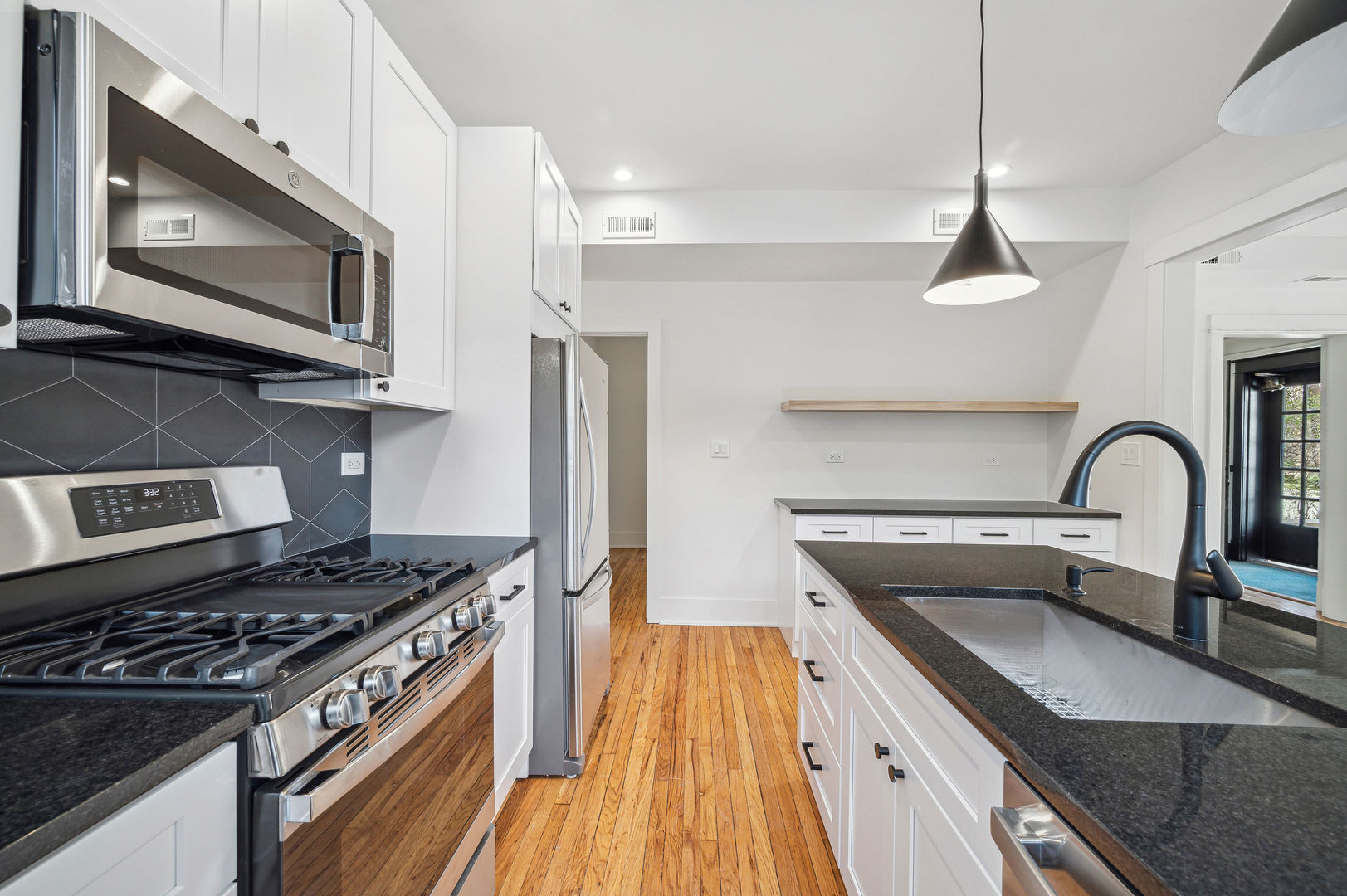 1928 Harrison Street 1