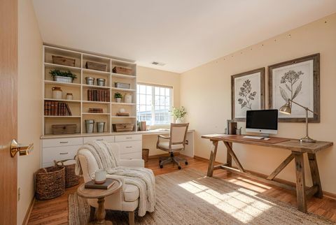 Tiny photo for 801 N Mclean Boulevard #320, Elgin, IL 60123 (MLS # 12609628)