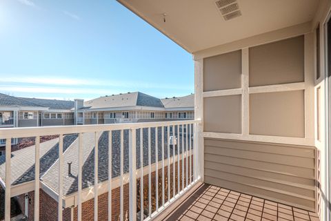 Tiny photo for 801 N Mclean Boulevard #320, Elgin, IL 60123 (MLS # 12609628)