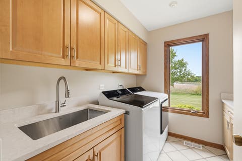 Tiny photo for 2208 Shetland Road, Inverness, IL 60010 (MLS # 12659228)