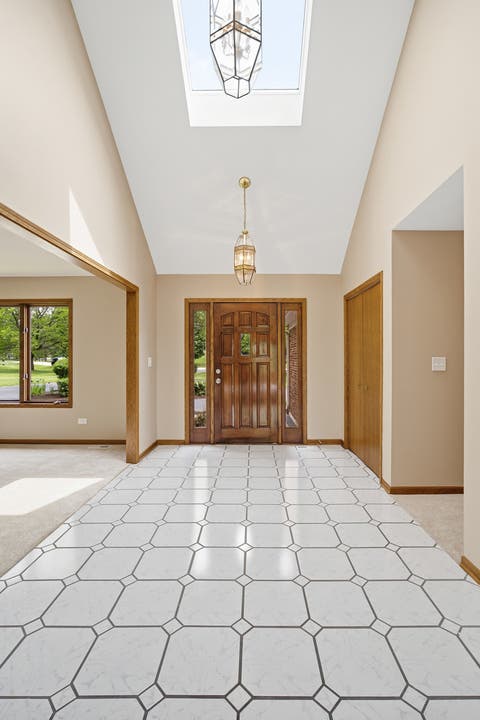 Tiny photo for 2208 Shetland Road, Inverness, IL 60010 (MLS # 12659228)