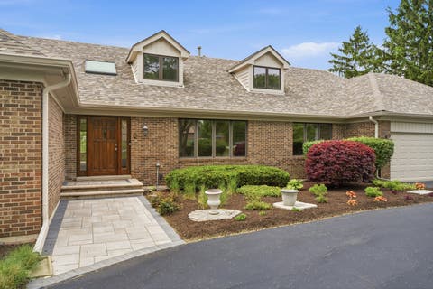 Tiny photo for 2208 Shetland Road, Inverness, IL 60010 (MLS # 12659228)