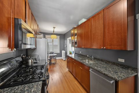 Tiny photo for 433 N Lombard Avenue #3, Oak Park, IL 60302 (MLS # 12548782)