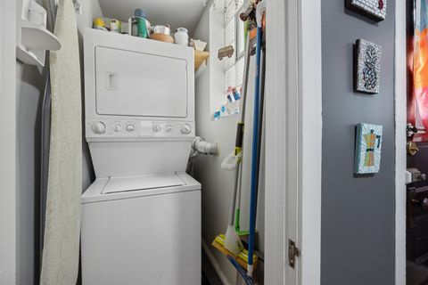 Tiny photo for 433 N Lombard Avenue #3, Oak Park, IL 60302 (MLS # 12548782)