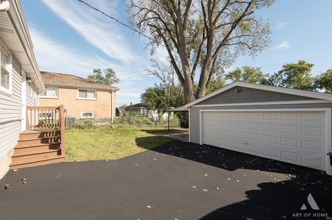 Tiny photo for 7317 W 114th Street, Worth, IL 60482 (MLS # 12747781)