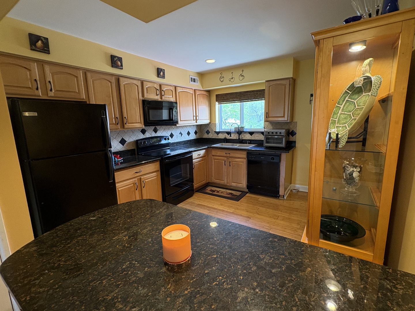 9481 BAY COLONY Drive 2S