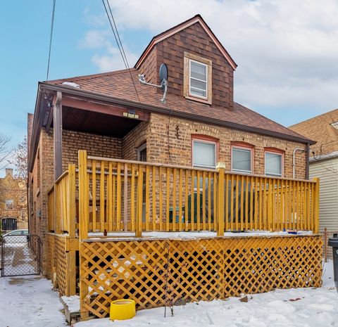 Tiny photo for 2935 N Mango Avenue, Chicago, IL 60634 (MLS # 12541601)