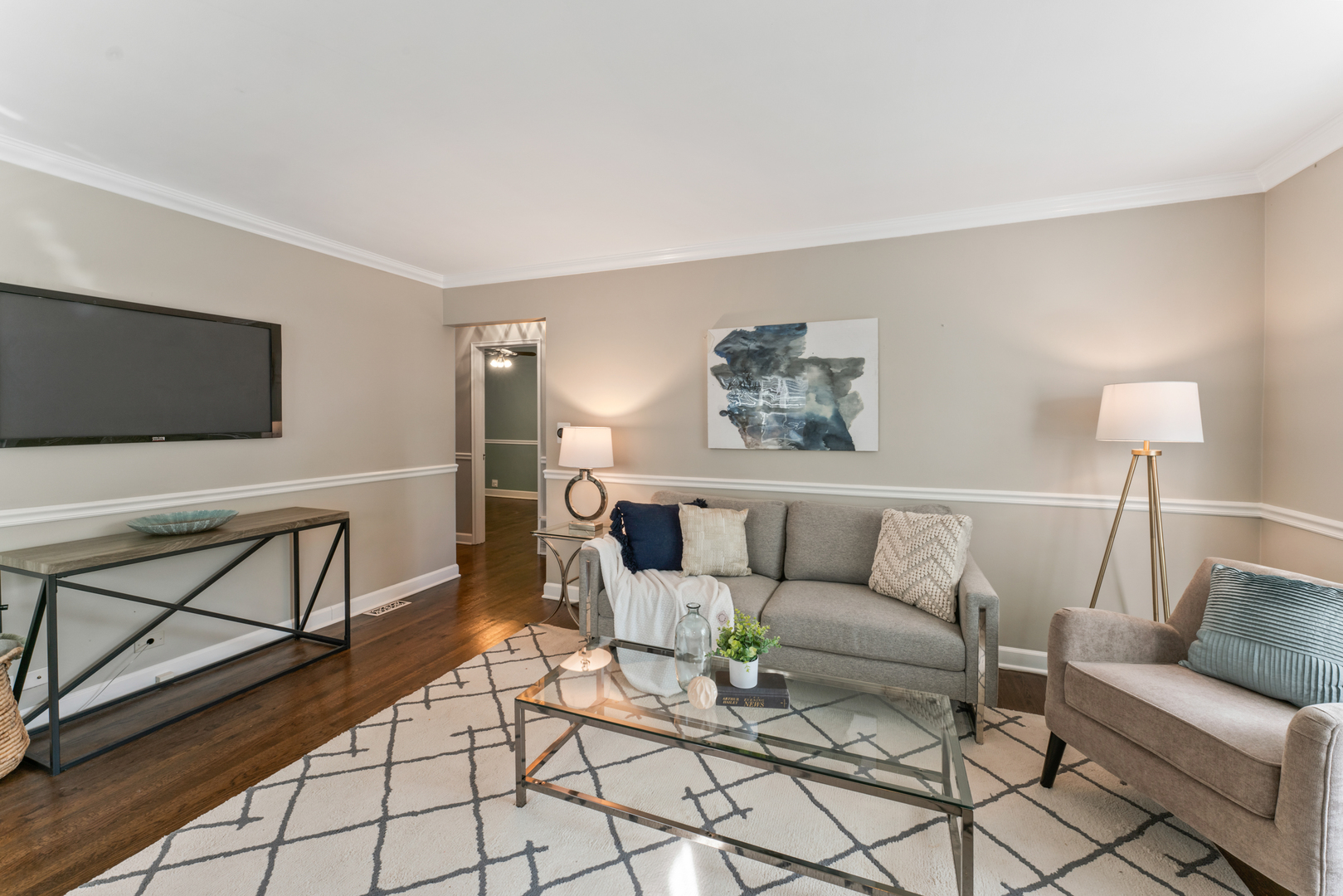2140 Walnut Court